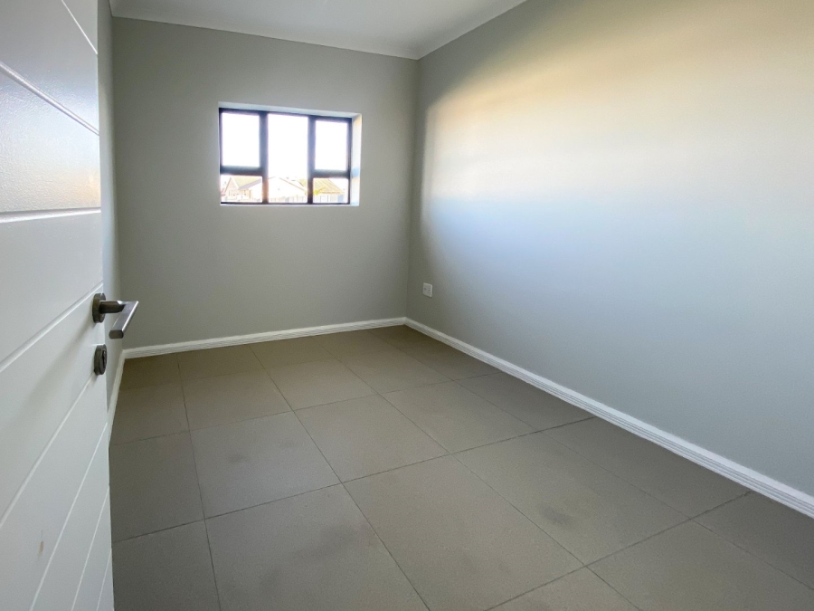3 Bedroom Property for Sale in Pinelands Eastern Cape